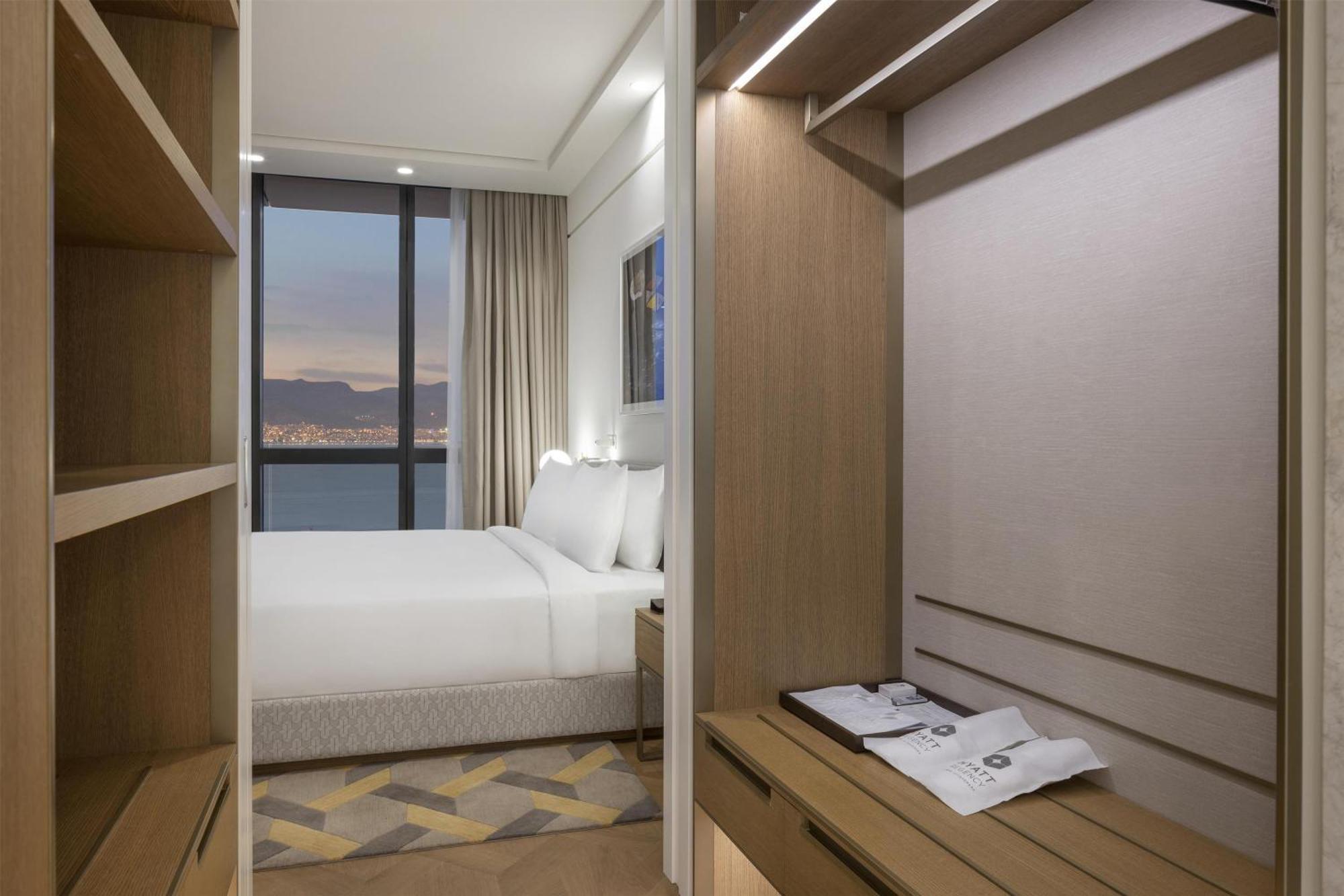 Hyatt Regency Izmir Istinyepark Hotel Exterior photo